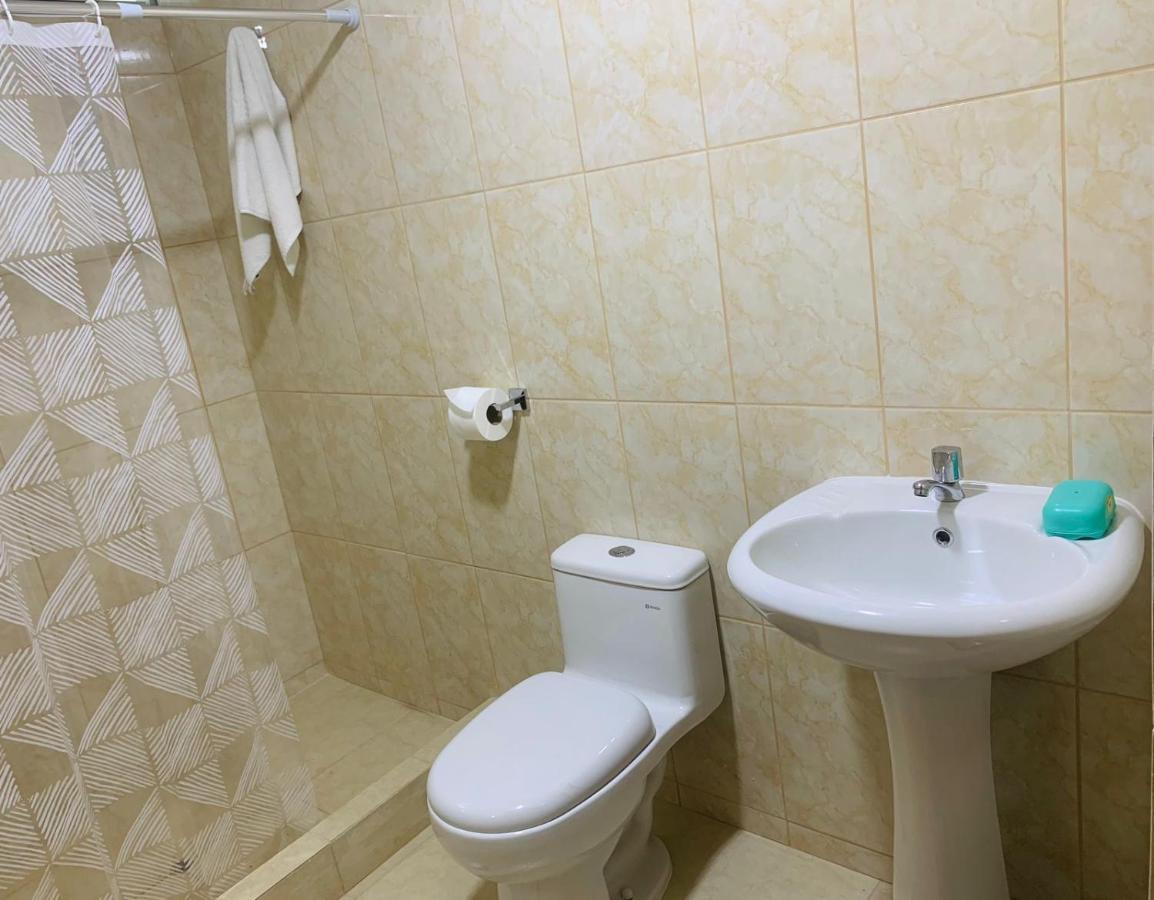 Habitacion Con Bano Propio Para 2 Personas Como Maximo Lima Exterior photo